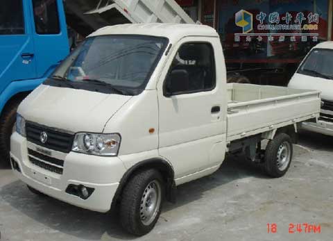 俊風(fēng)微型車(chē)