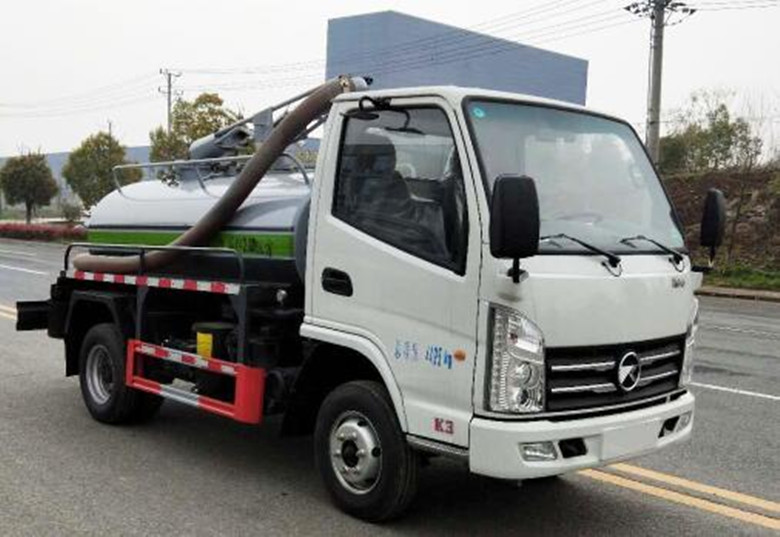 程力凱馬藍(lán)牌吸糞車
