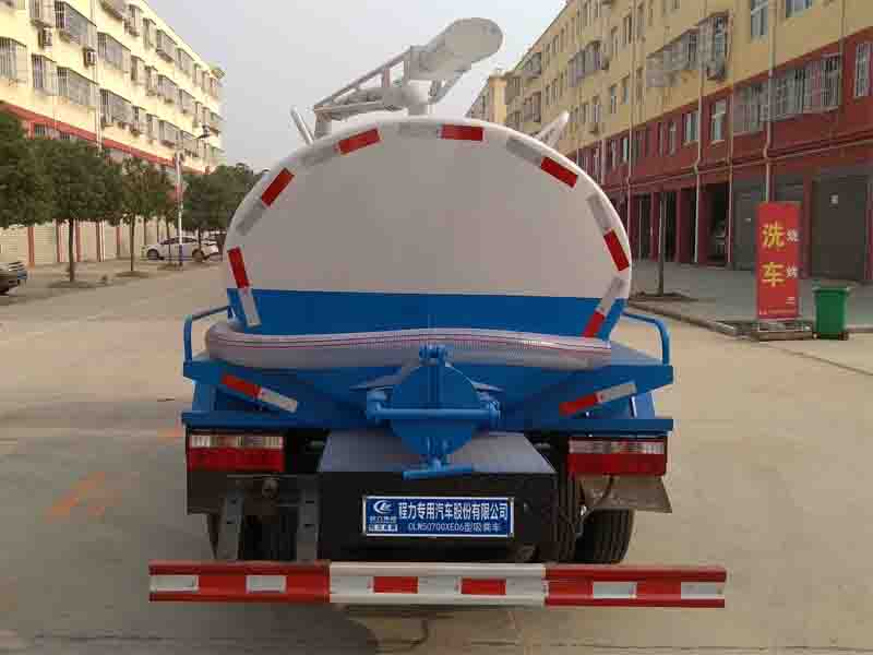 國六東風(fēng)5方型吸糞車