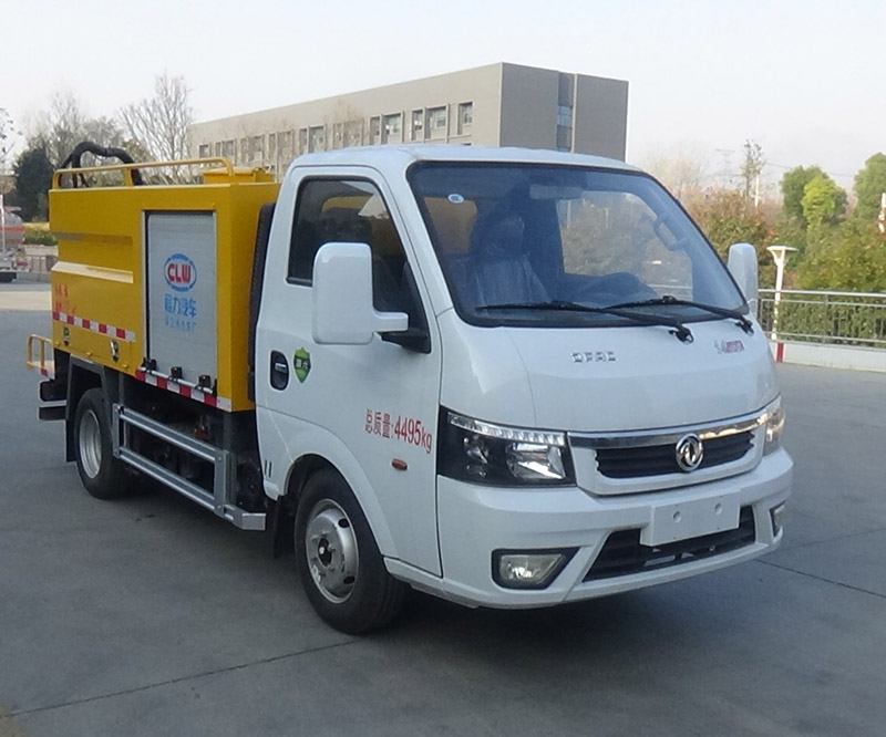 東風(fēng)途逸藍(lán)牌下水道疏通清洗車(chē)