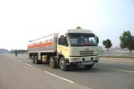 解放前四后八加油車