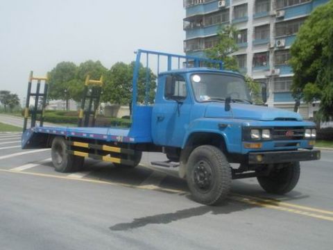 東風(fēng)140尖頭平板運(yùn)輸車(chē)